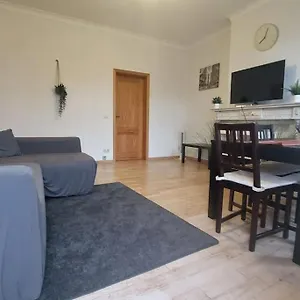 Charming 1-bedroom Apartamento Bruselas