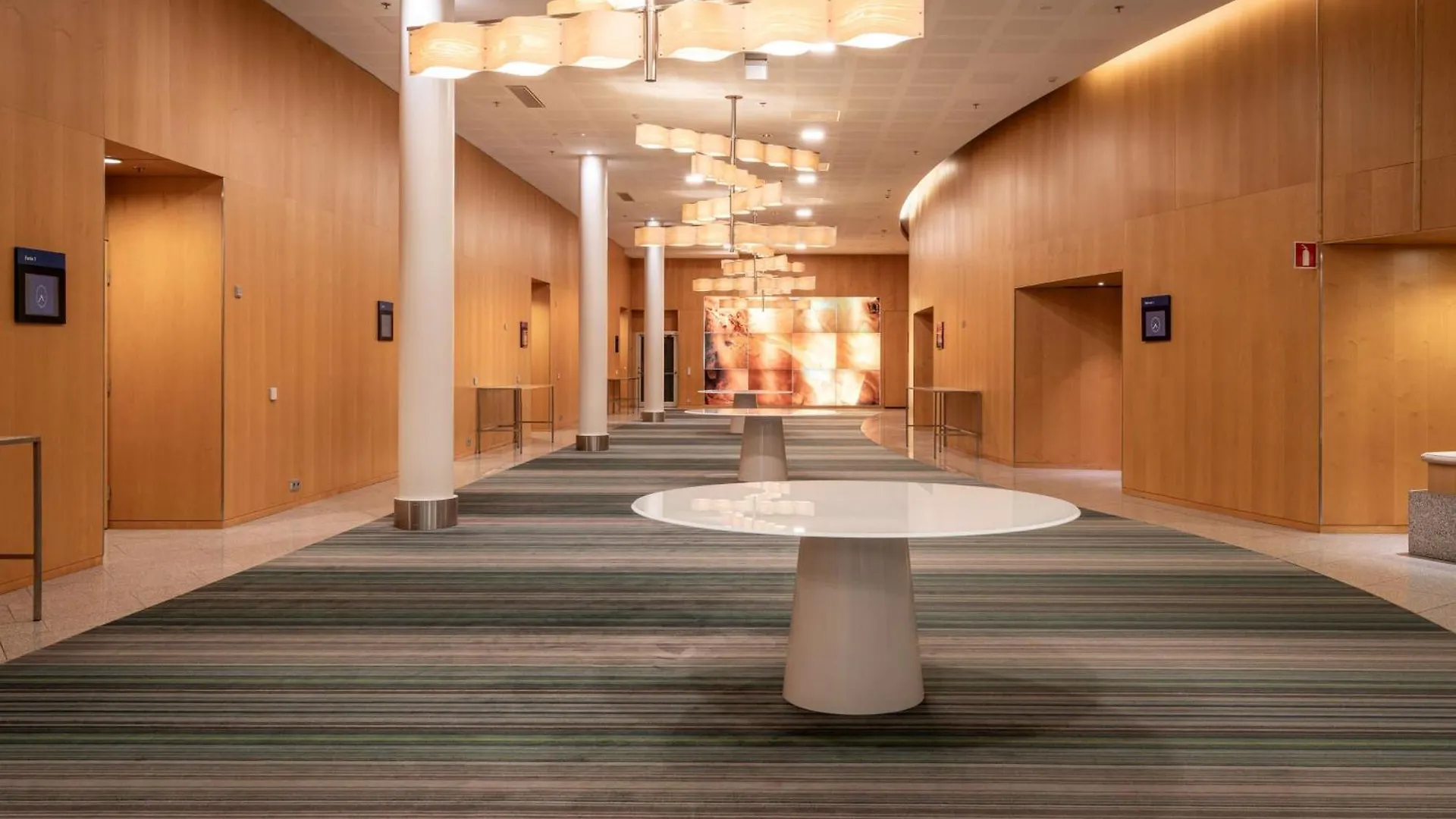 Hilton Helsinki Airport Hotel Vantaa Finland